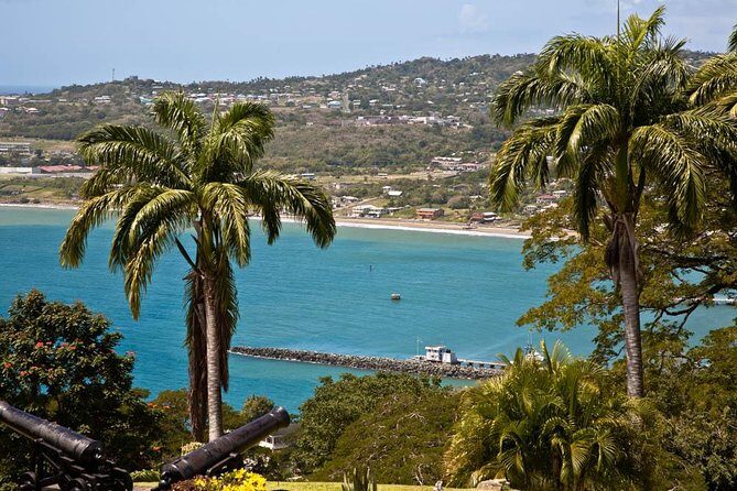Around the Island - Englishman’s Bay: one of the Caribbean’s pretty bays, no entry fee
