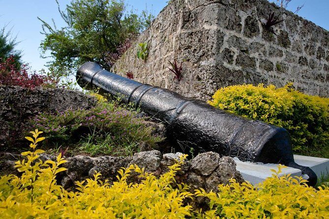 Around the Island - Fort James and Great Courland Bay: the viewpoint payoff