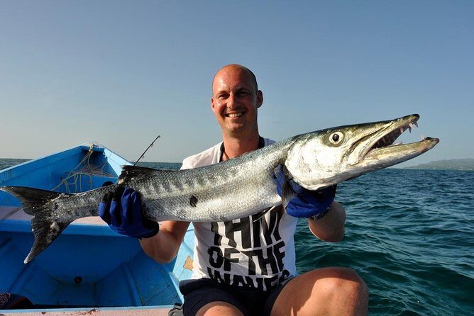 Fun Fishing Tour (Snacks & Light Refreshments Offered) - Timing and where to meet (so you start smoothly)