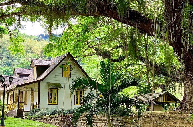 Half-day 3-Course Cocoa Lunch Tour in Trinidad - Lopinot Historical Complex: why the context stop is worth your time