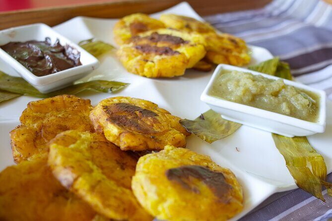 Half-day 3-Course Cocoa Lunch Tour in Trinidad - The menu choice: pork, chicken, or fish, and why it matters