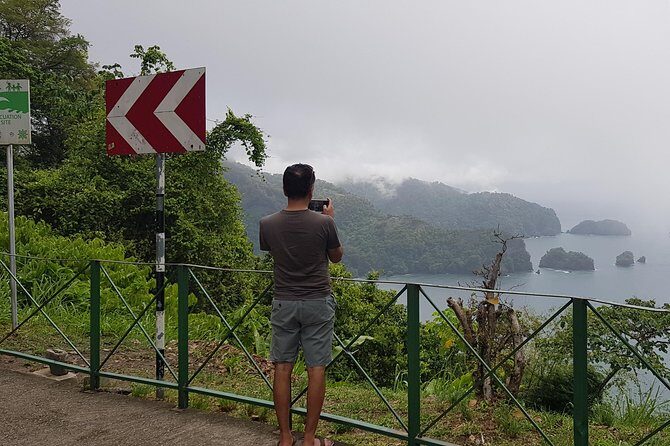 Maracas Beach - Food and Drinks: How Bake and Shark Fits Into Your Budget