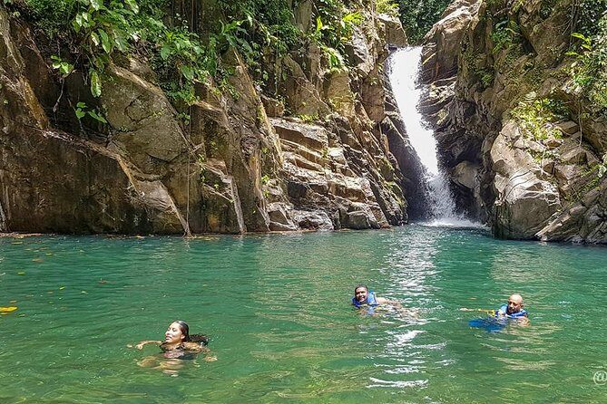 Paria Waterfall - Why a guide like Dominic makes a difference