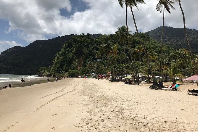 Trinidad Highlights and Scenic Drive Tour - Colonial Icons: Red House and the Magnificent Seven