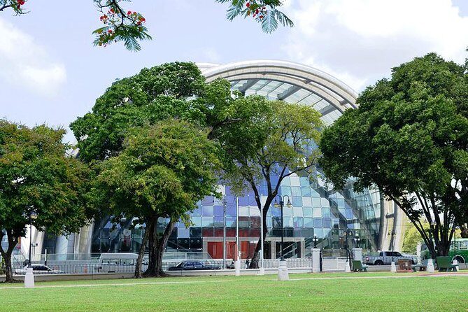 Trinidad Northern Eco-Cultural Full-Day Highlights Tour from Port of Spain - Port of Spain Orientation: Independence Square and Queen’s Park Savannah